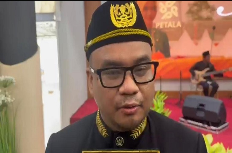Bupati Kukar, Aulia Rahman Basri, Minggu (20/9/26). (Dilla/lingkarkaltim)