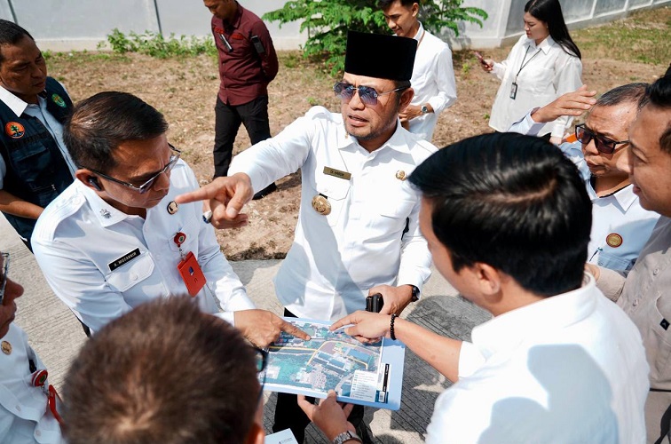 Gubernur Kaltim saat melakukan peninjauan di kawasan Mal Lembuswana Samarinda.(Dok Admin Pemprov Kaltim