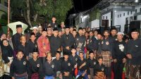 Foto bersama disela sela acara syukuran Hari Ulang Tahun (HUT) ke-50 Padepokan Naga Pertapa Indonesia (NPI).(Dok.NPI)
