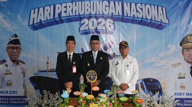 Upacara Peringatan Hari Perhubungan Nasional (Harhubnas) Tahun 2026 di Halaman Belakang Kantor Kesyahbandaran dan Otoritas Pelabuhan (KSOP) Kelas I Samarinda, Jalan Yos Sudarso Nomor 2 Samarinda, Kamis (17/9/2026).(Dok.Adpim Pemprov Kaltim)