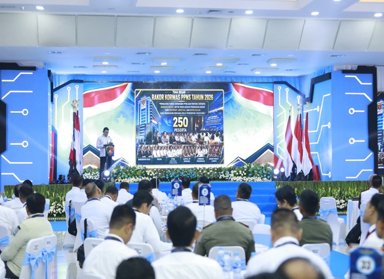 Kabareskrim Polri Komjen Pol. Drs. Syahardiantono, M.Si. saat membuka Rapat Koordinasi Korwas PPNS Tahun Anggaran 2026 di Aula Bareskrim Polri, Jakarta, Kamis (10/9/2026). (Foto: Dok. tribratanews.polri.go.id)