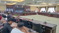 RDP Aliansi Masyarakat Pemerhati Kutai Kartanegara bersama DPRD pada Kamis (3/9/2026). (M. As'ari/Lingkarkaltim)