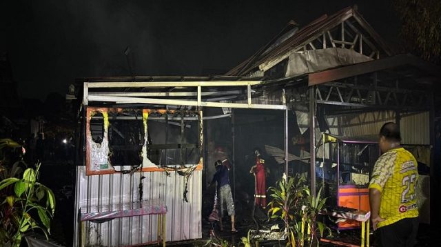 Musibah kebakaran terjadi dikawasan Jalan Pesut Tenggarong, Jum'at (4/9/2026) (Rizki/Lingkarkaltim)