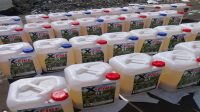 Jerigen yang berisi formula X-Fire untuk mendukung pemadaman karhutla, khususnya di kawasan lahan gambut. (Dok. tribratanews.polri.go.id)