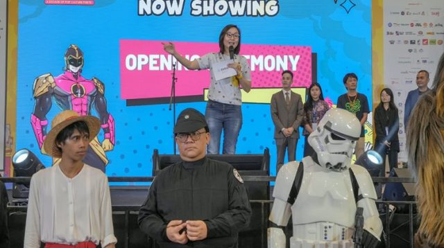 Wakil Menteri Ekonomi Kreatif/Wakil Kepala Badan Ekonomi Kreatif (Ekraf), Irene Umar, memberikan sambutan pada acara Indonesia Comic Con (ICC) di Jakarta International Expo (JIExpo), Jakarta, Sabtu (3/10/2026). (dok. ekraf.go.id)