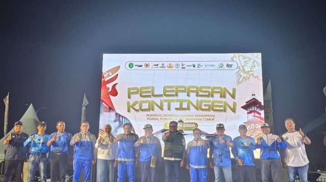 Acara Pelepasan Kontingen Kabupaten Kutai Kartanegara pada Porprov VIII di Paser, Peparprov V, dan Forda II & Porwada Provinsi Kalimantan Timur Tahun 2026 Bertempat di Arbizz Space, Tenggarong, Jumat (30/10/26). (Dilla/lingkarkaltim)