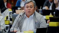 Sekretaris Sekretaris Kementerian Pariwisata Bayu Aji saat menjelaskan “Pelatihan Literasi Digital, Pemanfaatan AI, dan Cyber Security bagi Pejabat Tinggi Madya dan Pejabat Tinggi Pratama”, Senin (5/10/2026). (dok. kemenpar.go.id)