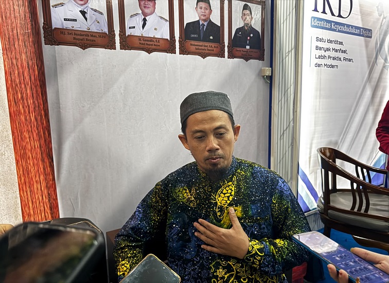 Kepala Disdukcapil Berau, David Pamuji.(Nadzriel/Lingkarkaltim)