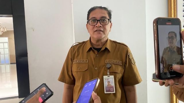 Kepala Dinkes Samarinda, Ismid Kusasih. (Devi/Lingkarkaltim)