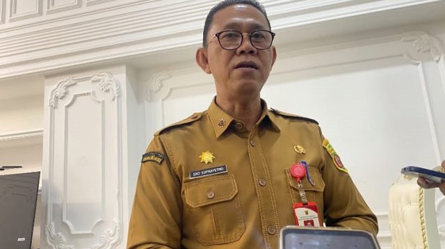 Plt Kepala Disdikbud Samarinda, Eko Suprayetno.(Nadzriel/Lingkarkaltim)
