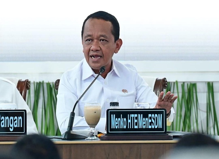 Menteri Koordinator Bidang Hilirisasi dan Transisi Energi sekaligus Menteri Energi dan Sumber Daya Mineral (ESDM) Bahlil Lahadalia. (dok. BPMI Setpres)