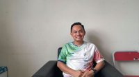Kepala SMP Negeri 6 Tenggarong, James S. Marpaung. (Far/Lingkarkaltim.com