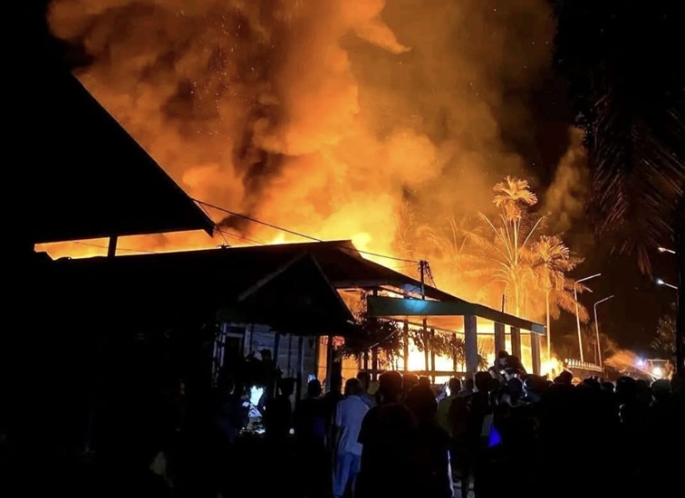 Kebakaran di RT 005, Desa Tukung Ritan, Kecamatan Tabang (Dok. Pemdes Tukung Ritan)