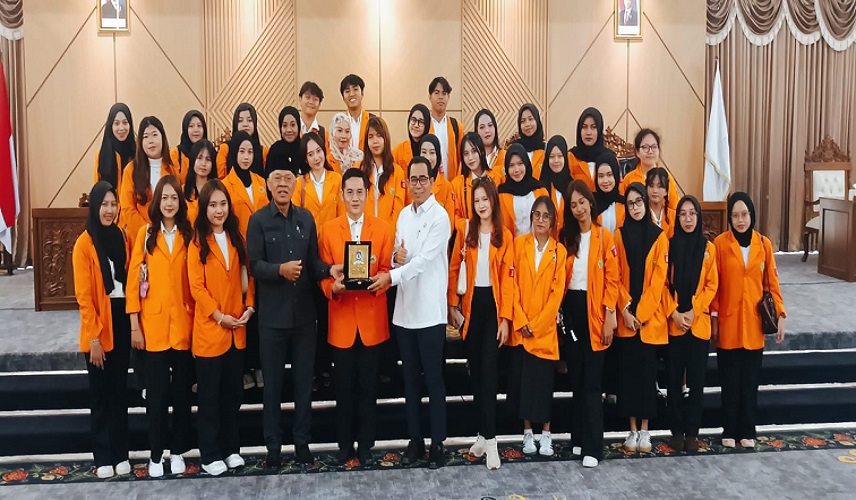 mahasiswa Universitas Balikpapan (Uniba) mengunjungi DPRD Kota Balikpapan.(Abdul/Lingkarkaltim)