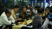 Menteri Perhubungan Dudy Purwagandhi saat memaparkan sejumlah langkah untuk meningkatkan keselamatan dalam sektor transportasi dalam Forum Wartawan Perhubungan (Forwahub) di Bandung, Jumat malam (2/10/26). (Dok. kemenhub.go.id)