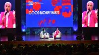 Financial trainer sekaligus Founder & CEO Zap Finance, Prita Hapsari Ghozie, dalam talkshow bertajuk “Good Money Habit” di Indonesia Youth Summit 2026 pada Kamis, (29/10/26). (dok. Kemenpora)