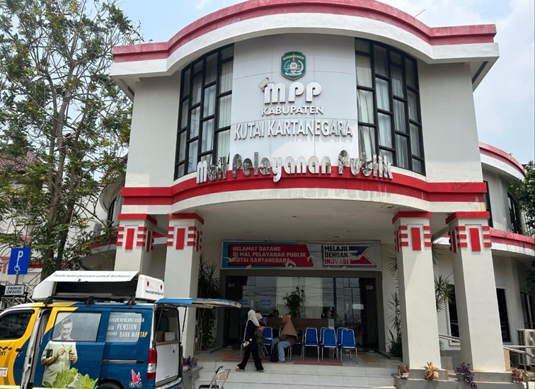 Mal Pelayanan Publik, Tenggarong, Jl. Wolter Monginsidi, Kel. Timbau. (Dilla/lingkarkaltim)