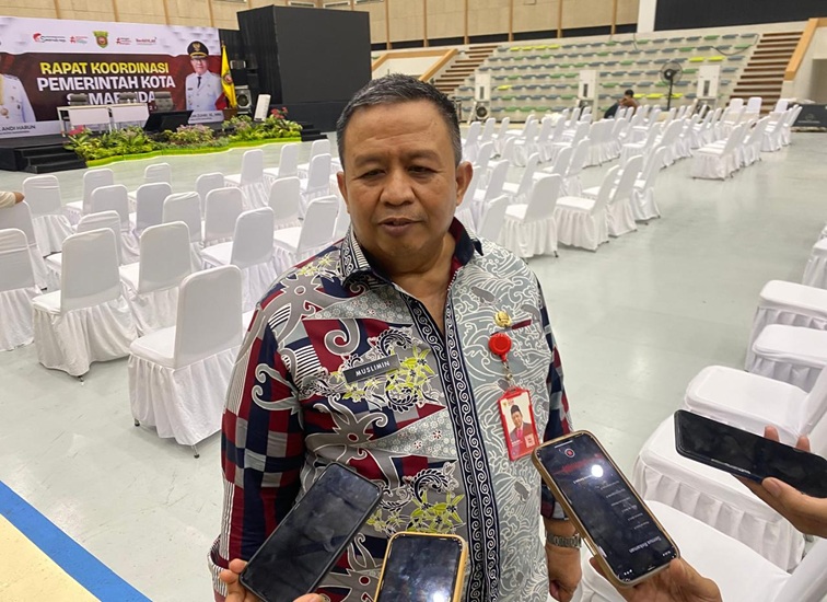 Kepala Dinas Pemuda, Olahraga dan Pariwisata (Disporapar) Samarinda, Muslimin. (Devi/Lingkarkaltim)
