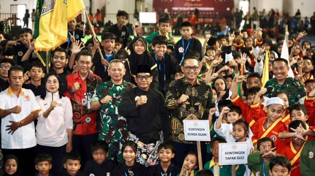 Wagub Seno  Buka Kejuaraan Pencak Silat Balikpapan.(Adpim Pemprov Kaltim)