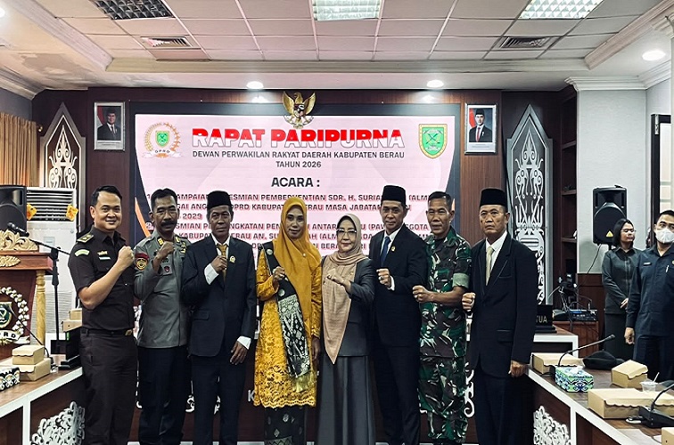 Pengangkatan Muhammad Amin diresmikan dalam rapat paripurna DPRD Berau yang berlangsung di ruang rapat kantor DPRD Berau, Kelurahan Sei Bedungun, Tanjung Redeb, Rabu (14/10/2026).(Nadzriel/Lingkarkaltim)