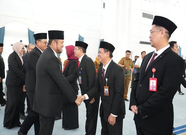 Pelantikan pejabat dilingkungan Pempriv Kaltim.(Adpim Pempriv Kaltim)