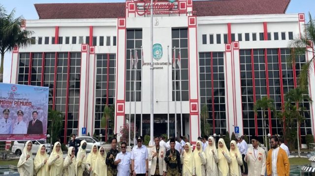 Peringatan Sumpah Pemuda di Halaman Kantor Bupati Kukar, Rabu (28/10/2026). (Dilla/lingkarkaltim)