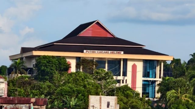 Gedung Putri Karang Melenu (PKM). (Dilla/lingkarkaltim)