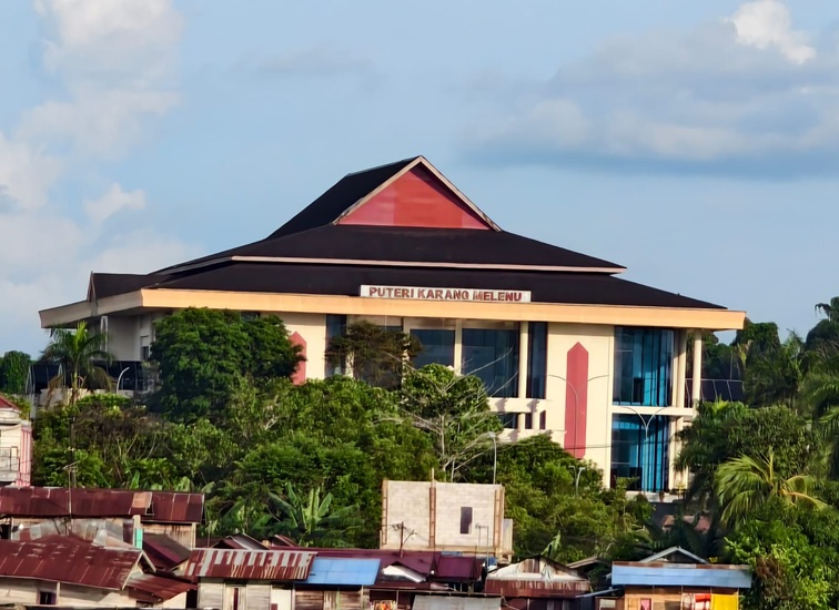 Gedung Putri Karang Melenu (PKM). (Dilla/lingkarkaltim)