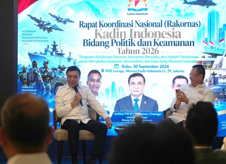 Menko Polkam Djamari Chaniago saat menjadi narasumber pada Rapat Koordinasi Nasional (Rakornas) Bidang Politik dan Keamanan Kadin Indonesia Tahun 2026 di Menara Kadin Indonesia, Jakarta, Rabu (30/9/2026). (Dok. Kemenko Polkam)