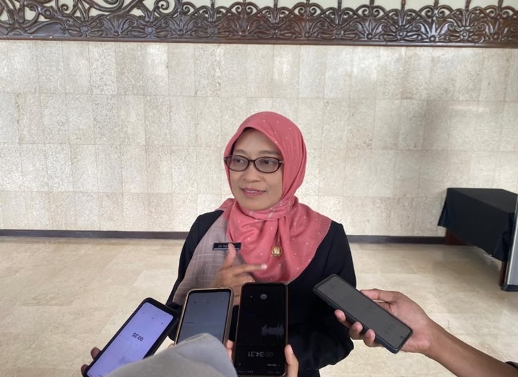 Sekretaris Daerah (Sekda) Provinsi Kaltim, Sri Wahyuni. (Devi/Lingkarkaltim)