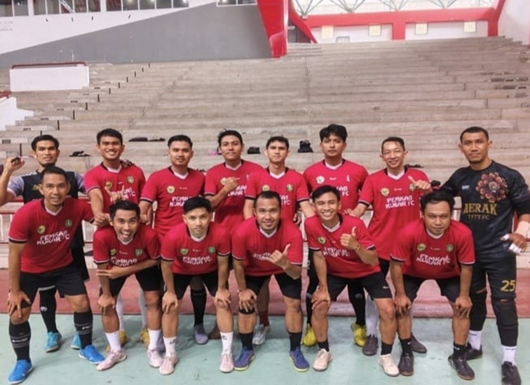 Tim futsal Badan Pembina Olahraga (Bapor) Korps Pegawai Republik Indonesia (Korpri) Kabupaten Kutai Kartanegara.