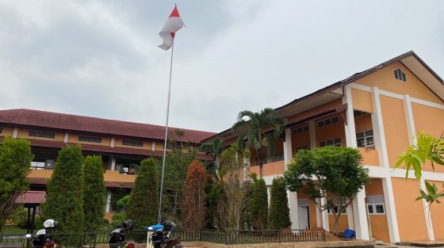 Suasana sekolah di SMK YPK Tenggarong, Sabtu (10/10/2026).(Far/Lingkarkaltim)